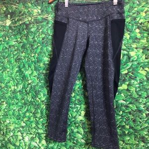 Lucy Tech Cropped Capri Leggings Grey XS